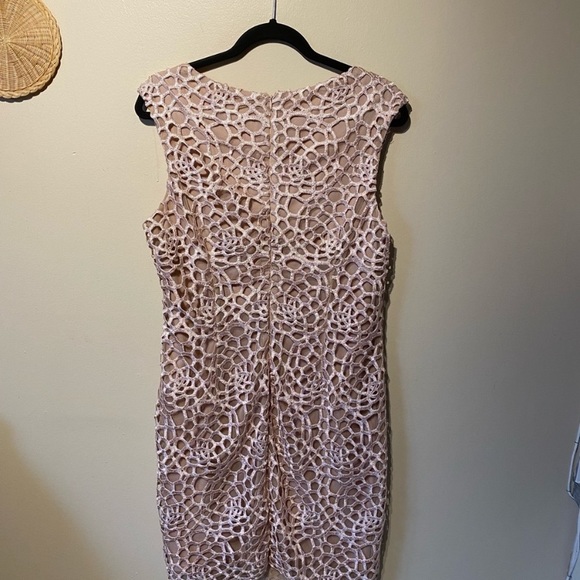 Franklyn Lyman size medium/large pink lace cut out midi dress. - Picture 5 of 5